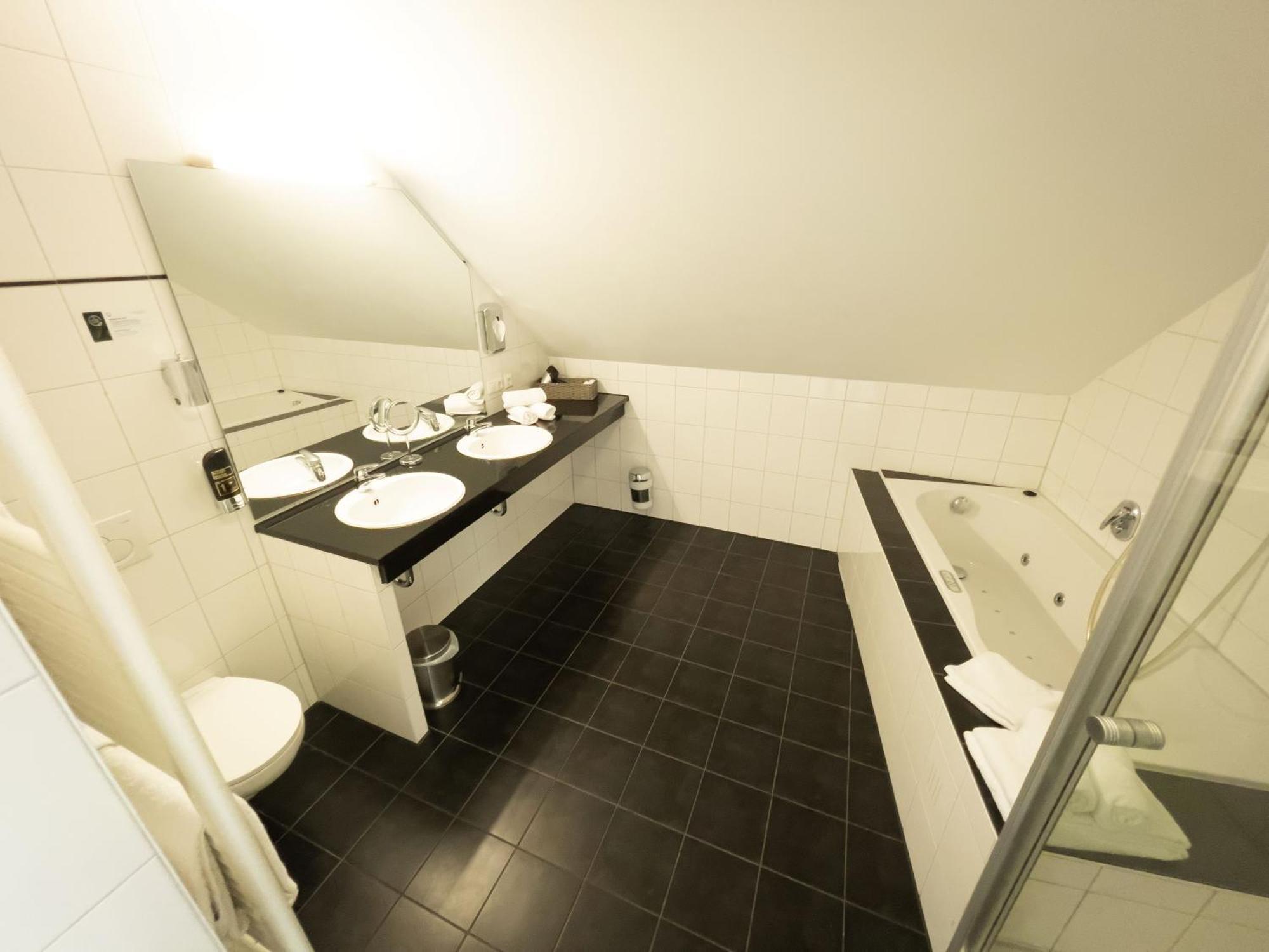 Hotel Rosmarin Bodman-Ludwigshafen Εξωτερικό φωτογραφία